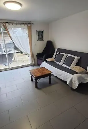Apartman Le 7 *